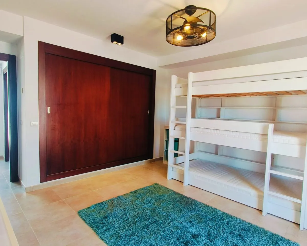 9127013e-e3c0-4c54-b070-b8454bc9973e