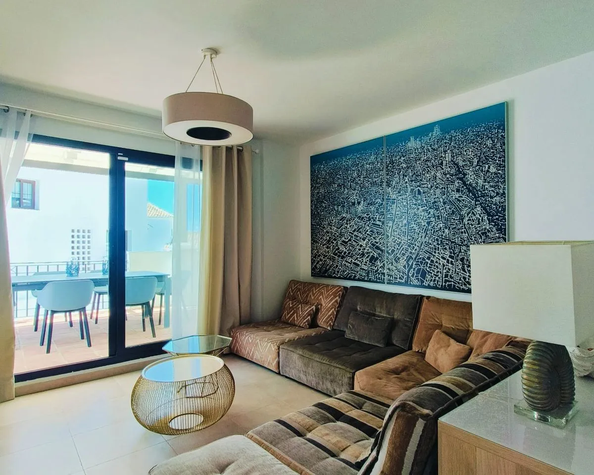 b0771706-8617-49c6-8e10-6ddab2c271e3