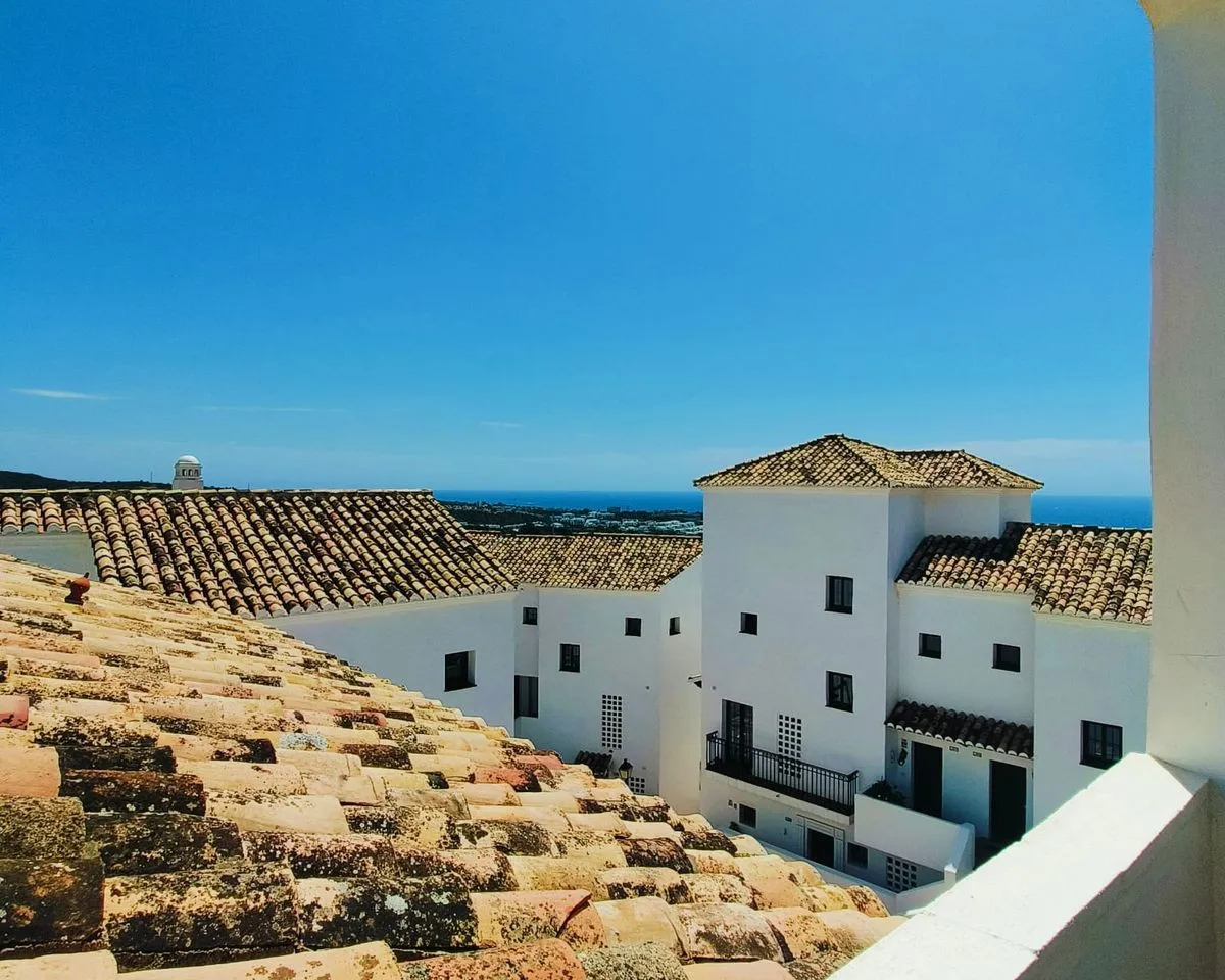 c23f7997-e411-49d6-9872-b48869114077