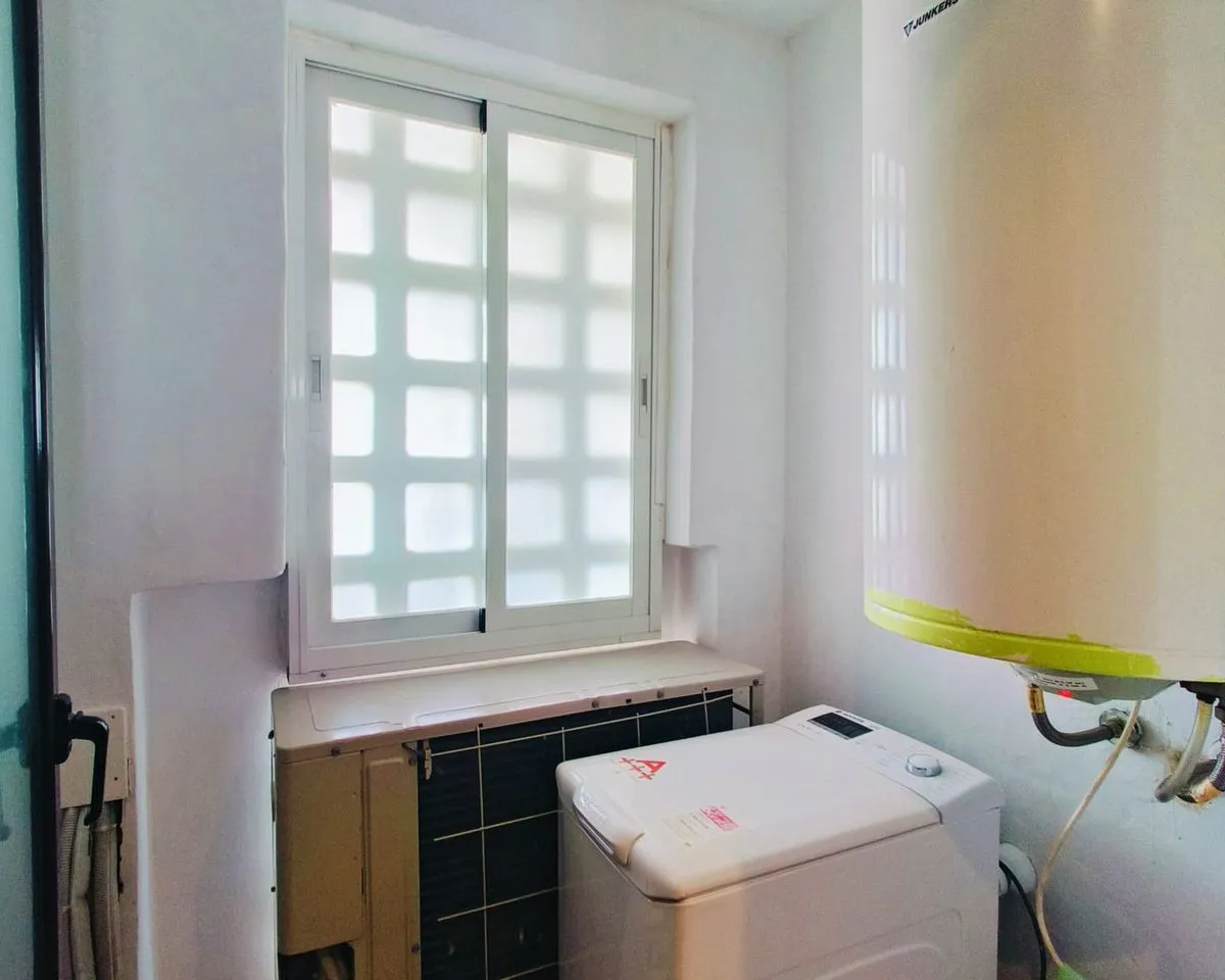 d3e7eb8e-5c4b-40d2-89d6-542d31e6f8d9