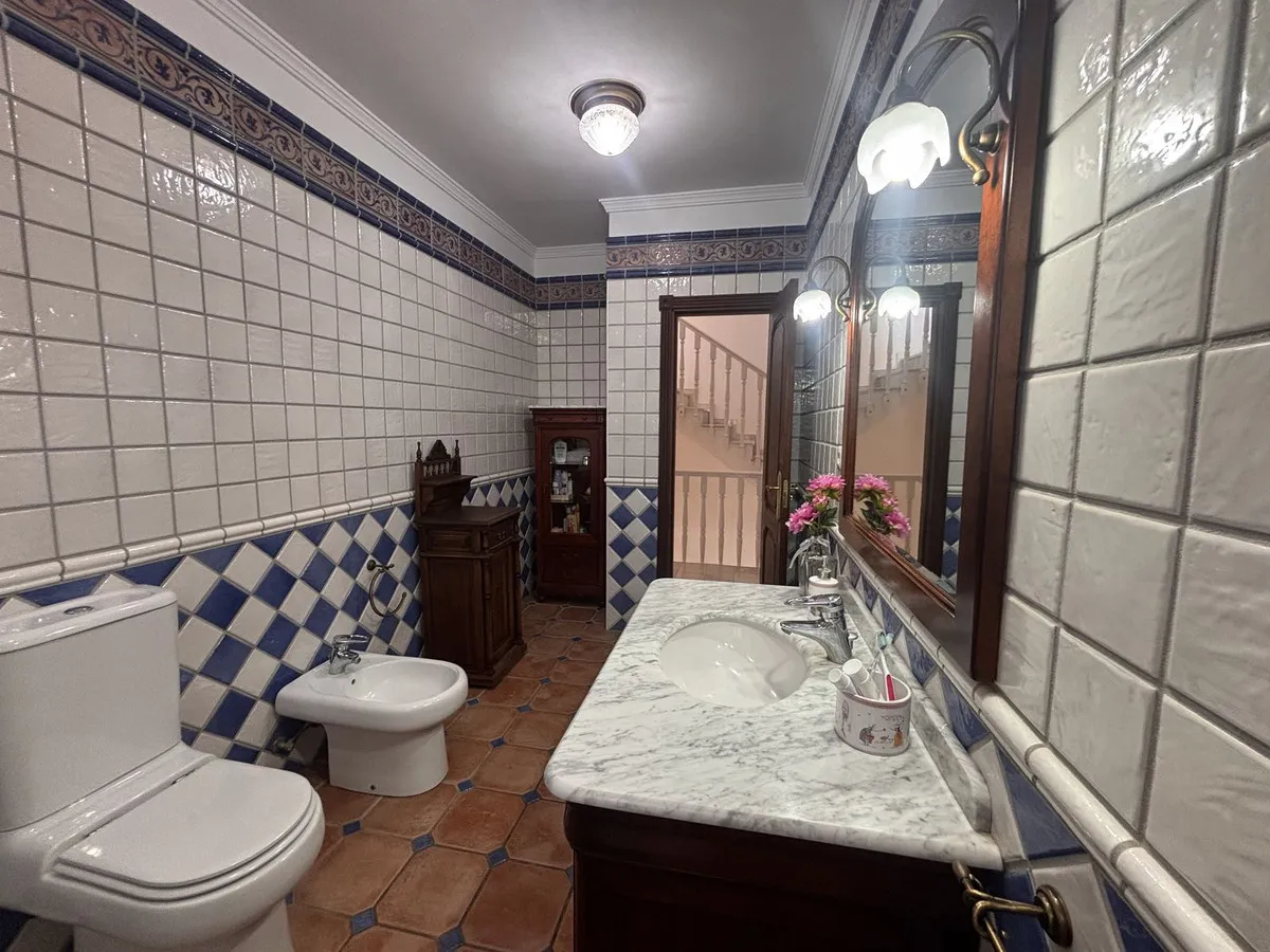 d02e17c7-40a4-48da-a857-78b39b97a109