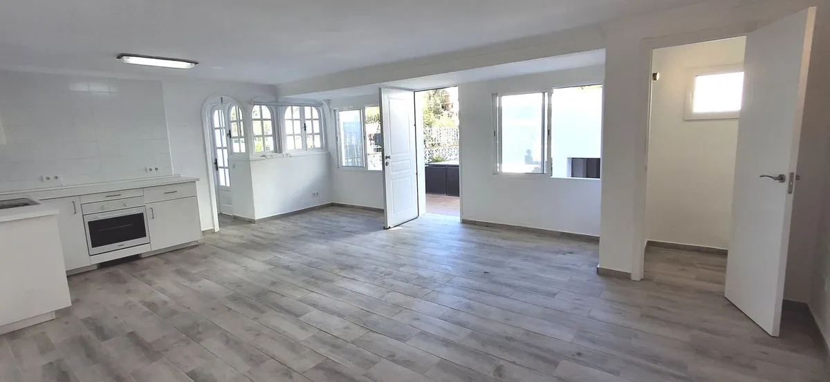 ff8d9417-c08b-4672-a486-86d1b95bda1e