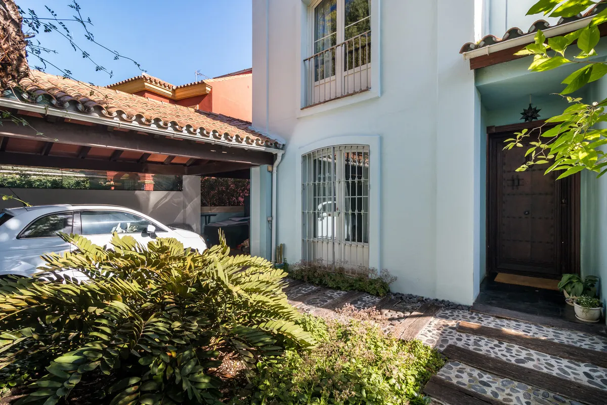 ace68edc-724e-43ba-a6af-a23825d1c40d