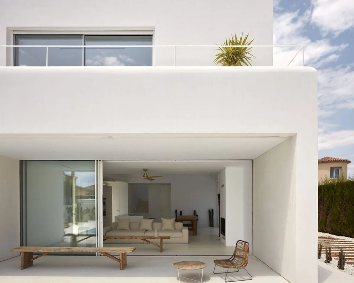 729cb31d-402a-4c95-b048-a2524d84471c