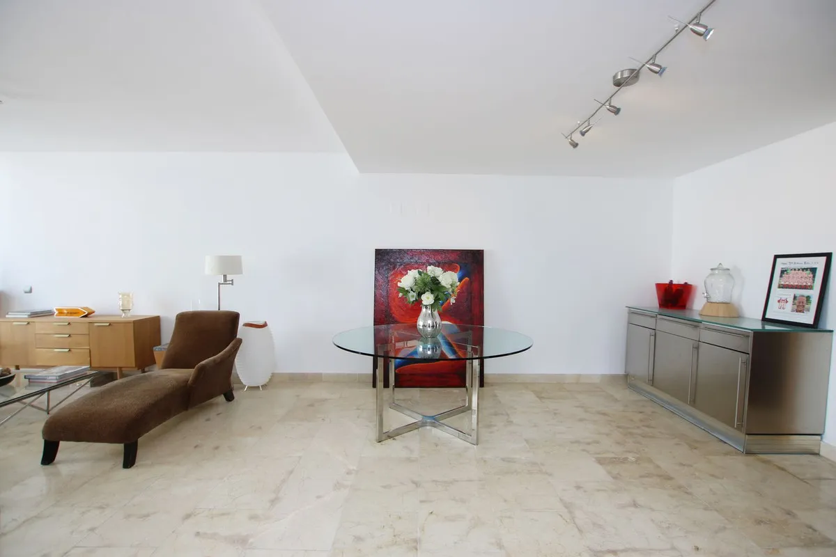 11f7afa2-98ad-441f-9ffd-bc9f96e7b9a7