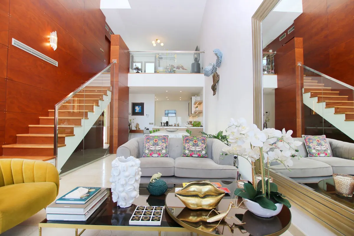 373b4824-02e3-46f4-bdc3-c4d14d5dcdde