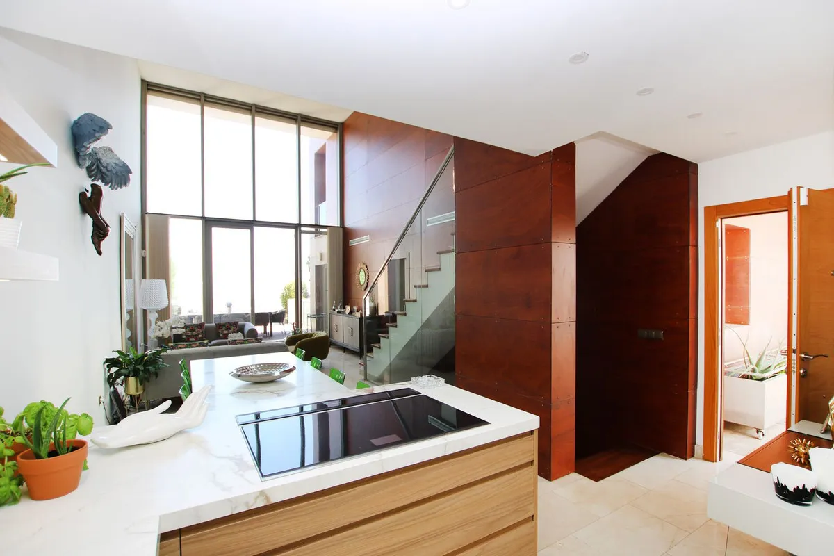 72ac05ac-a03b-418a-9606-d5323e74660e