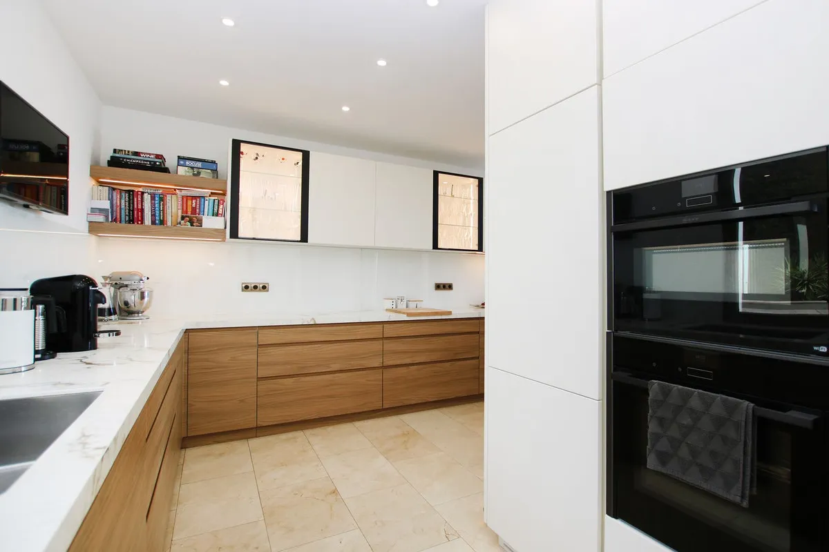 d2160eae-c1d5-4292-b2e2-6a9efe86bc51