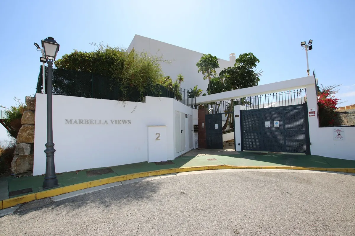 d6d96cdb-024e-4d44-9c74-abb91183f356