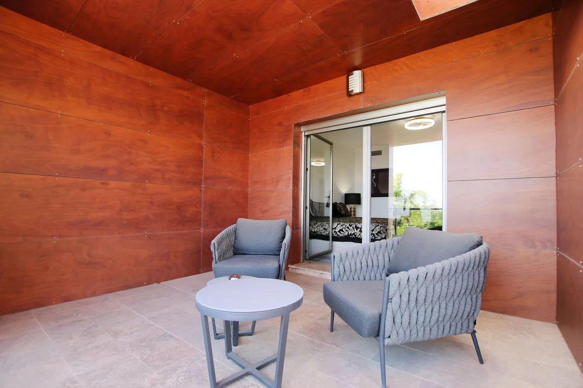 da998494-71c6-4731-be96-4cce70488189