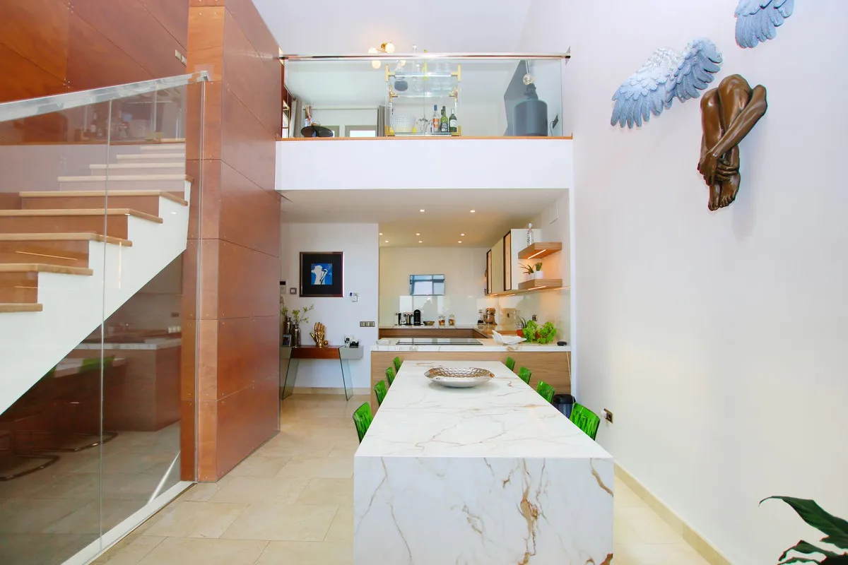 ee5d0471-1c7b-4d54-ba32-0bd32c4e3c4f