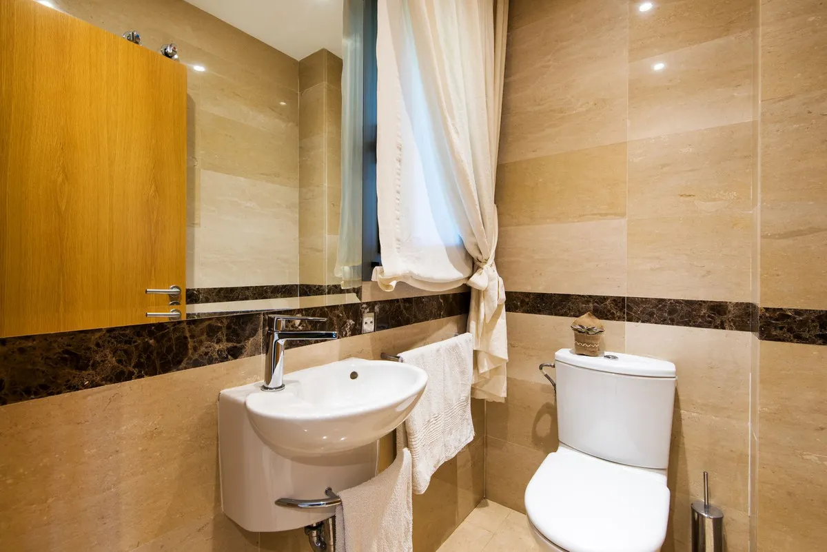 15d6a7bf-b106-4472-bda7-19291a441309