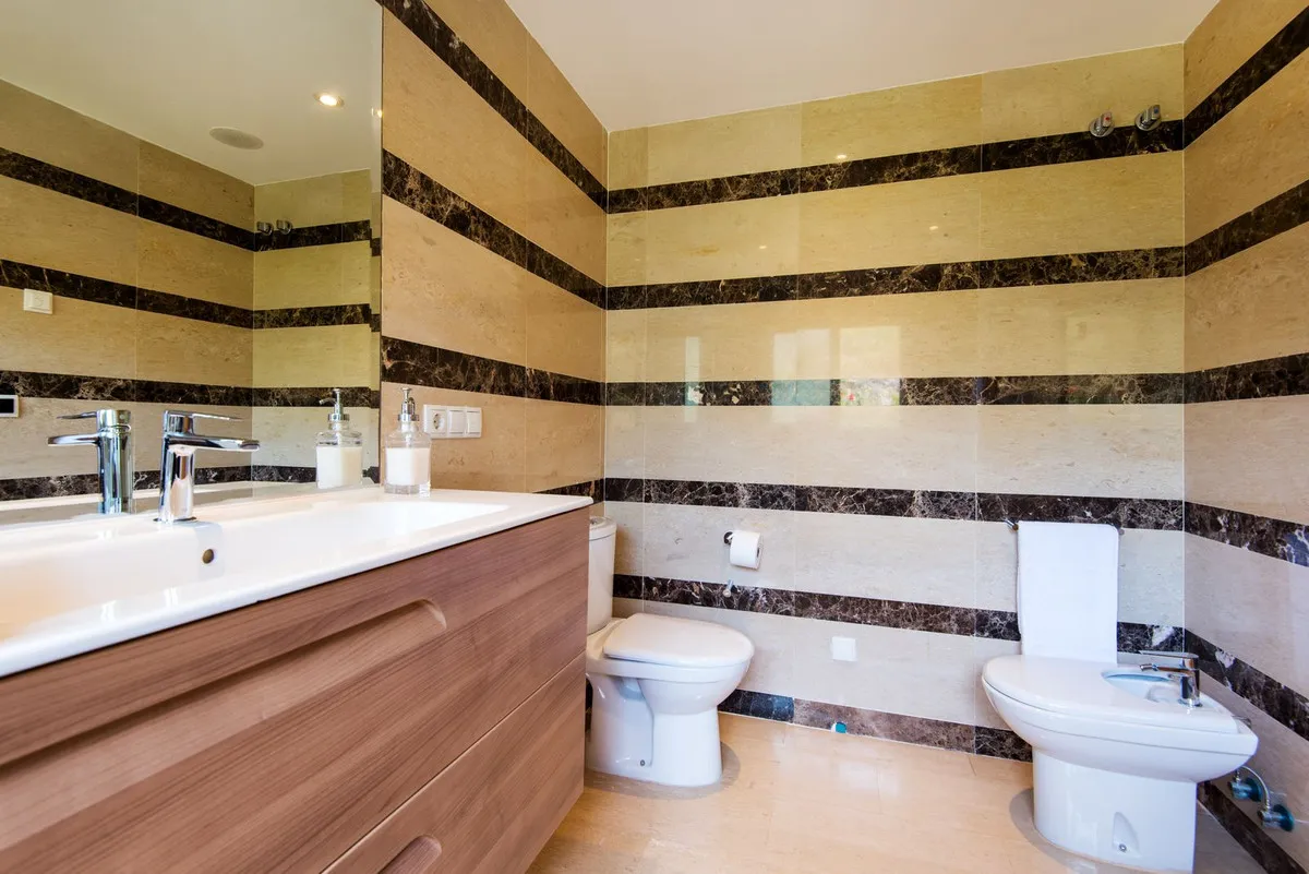 b2c8930f-804c-4366-9eaa-140366dfde03