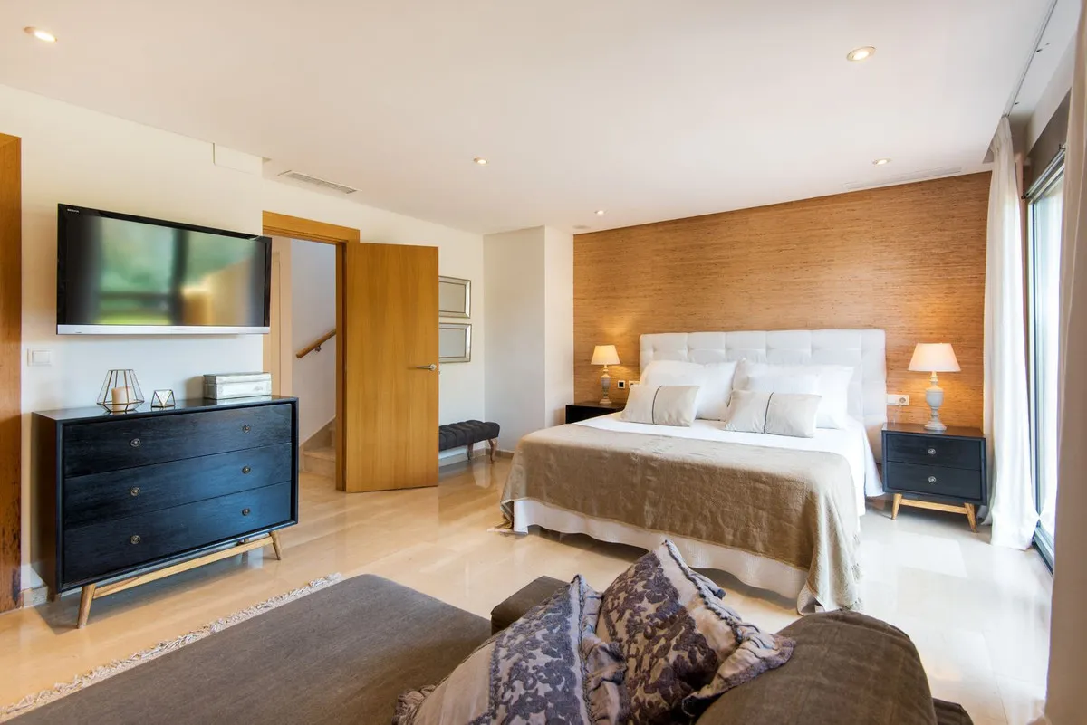 d45f4468-38df-4cf8-84a8-40a1dfe7481e