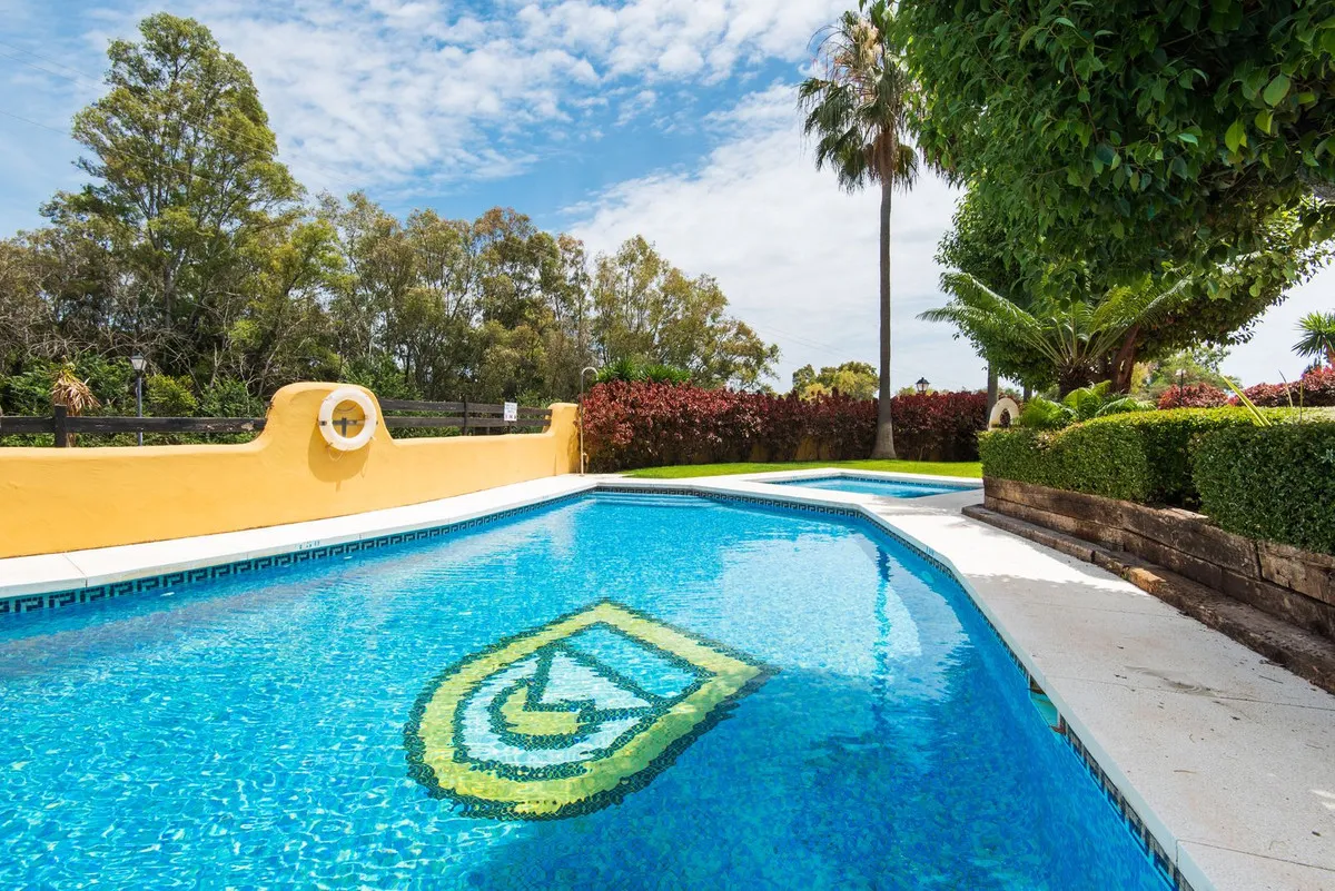 f1e17391-85b5-47ea-881e-ac2b1acd5c28