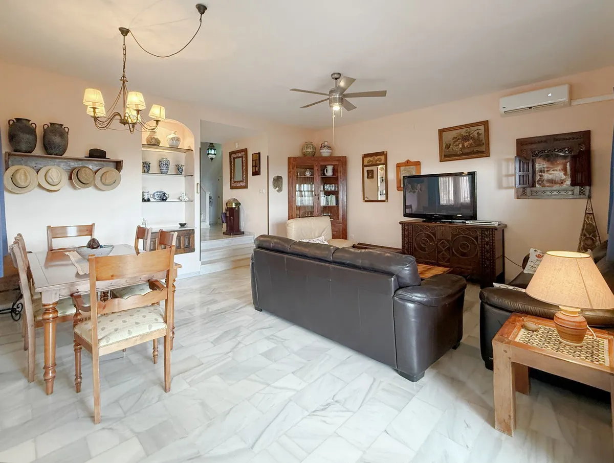 df1f0986-f72b-4a74-8e06-da6de83534b1