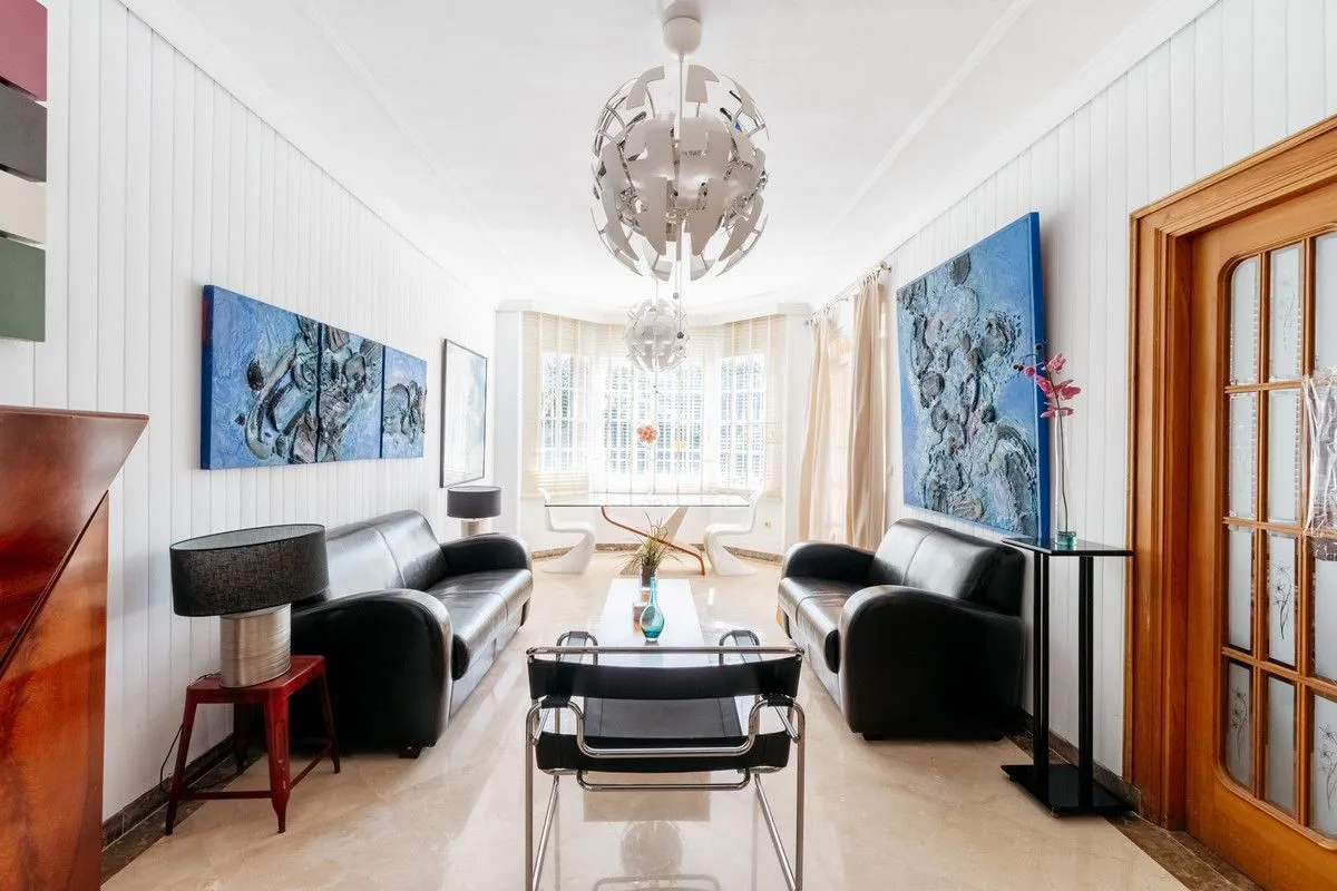 3c7af985-7d2e-48f5-bfc9-e9a925a0ad2a