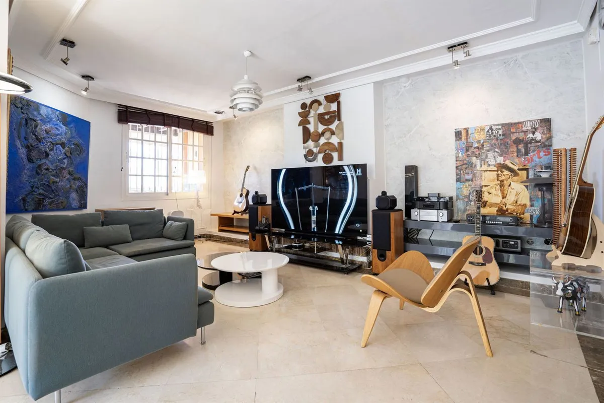 4a2cfc64-c348-4cc7-9d15-3164092dcb25