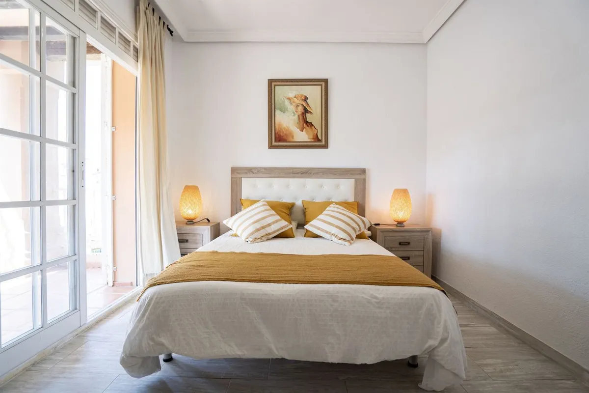 b1ae0813-316e-4b96-a5fc-2d05d17d4d9a