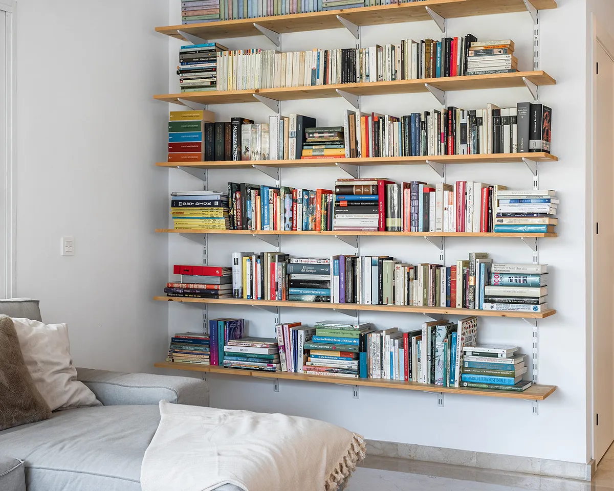 e016a7f8-d52d-4b24-be02-238633e35a26