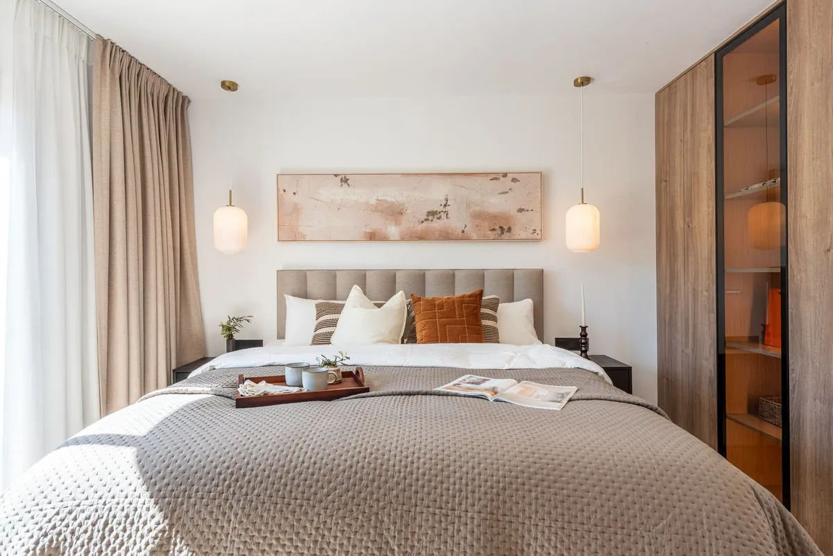 7524369f-88de-4c62-80f9-b651196afdc2