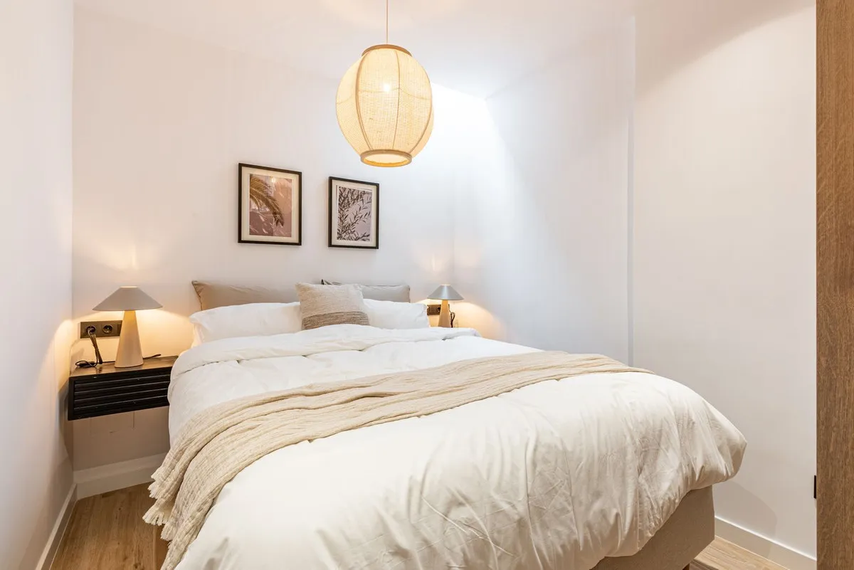 afc6ec32-75a9-49f2-b515-56a6e332fd8d