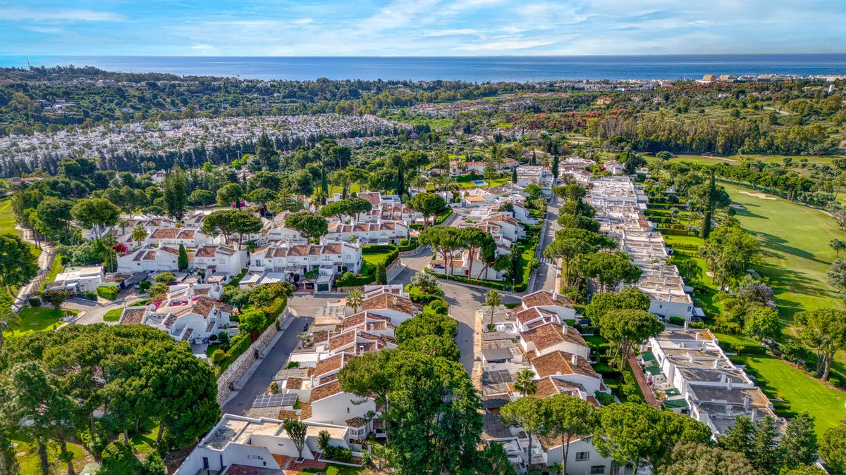 7601fbde-db06-42b7-ad2b-0bc47f8a5d6f