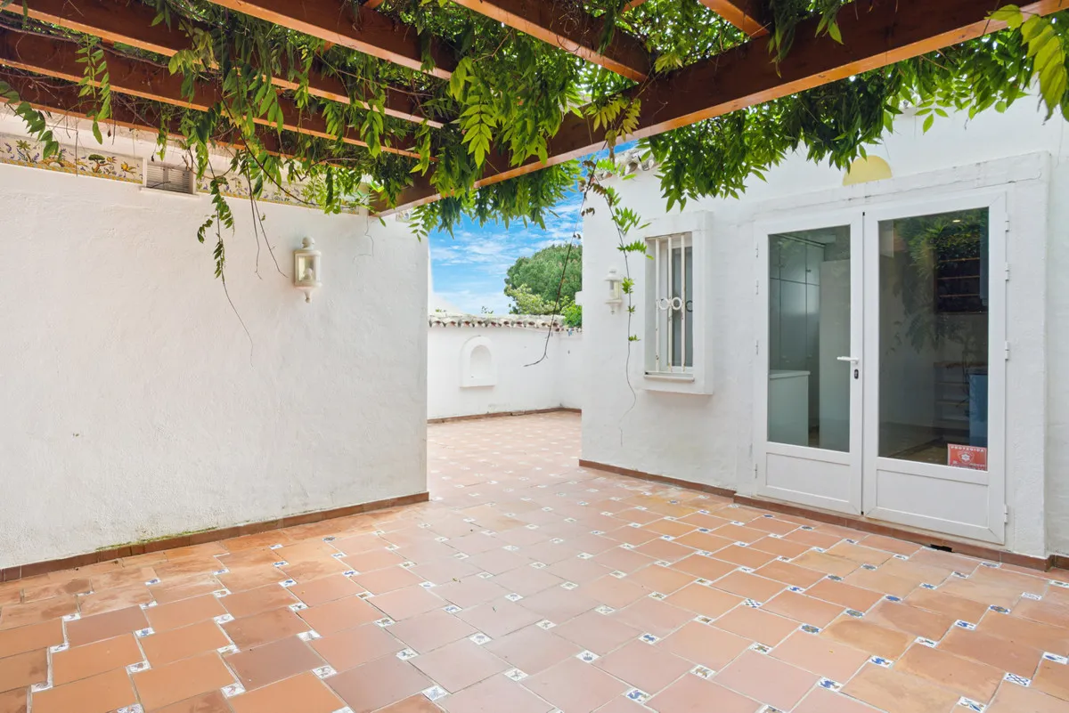 94d599af-5b2d-4117-9804-75901f489440