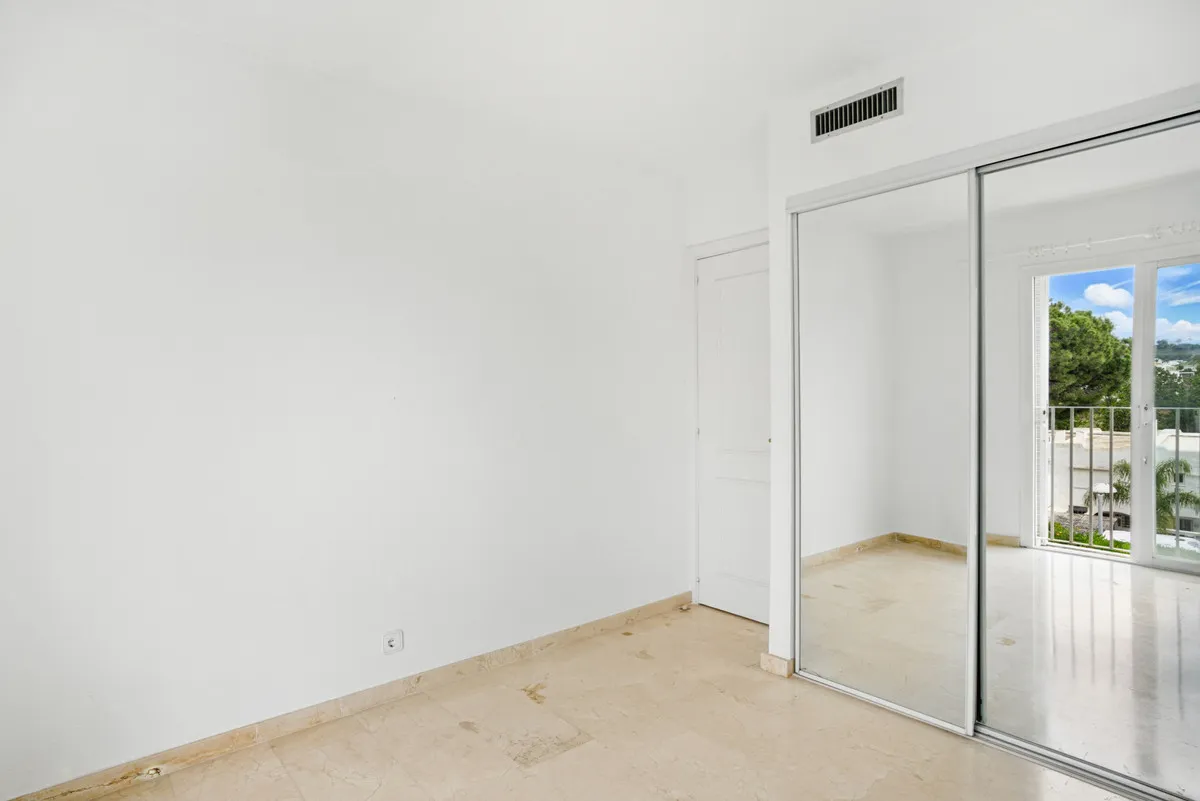 cbe62f0d-afe3-42b1-8105-78cb36faf3d6