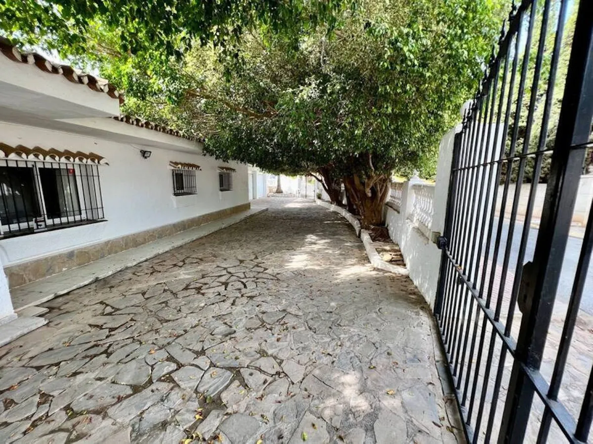 0a6b33a2-2e6f-4031-8860-a5b1d4f88be4