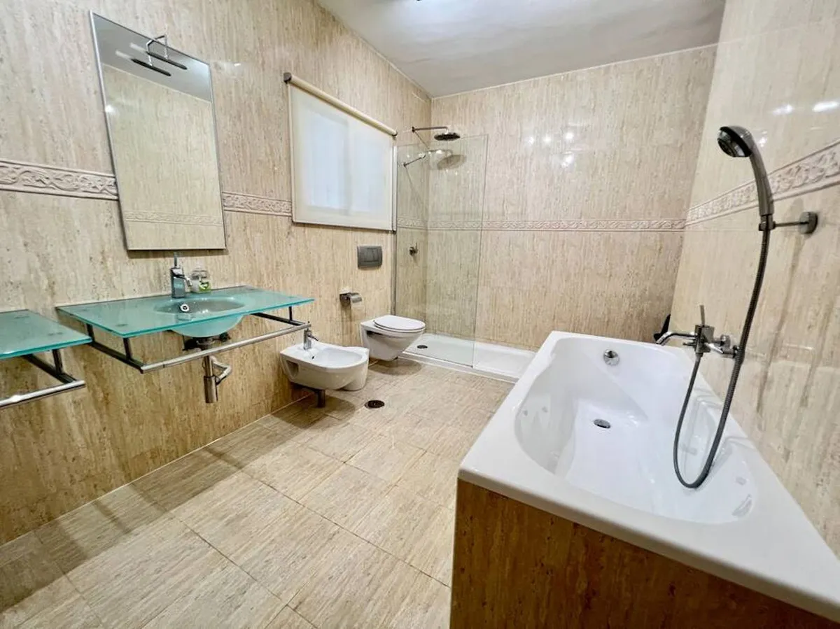 30fcc63a-7254-4ba5-9f47-c5b5bb81e0e2