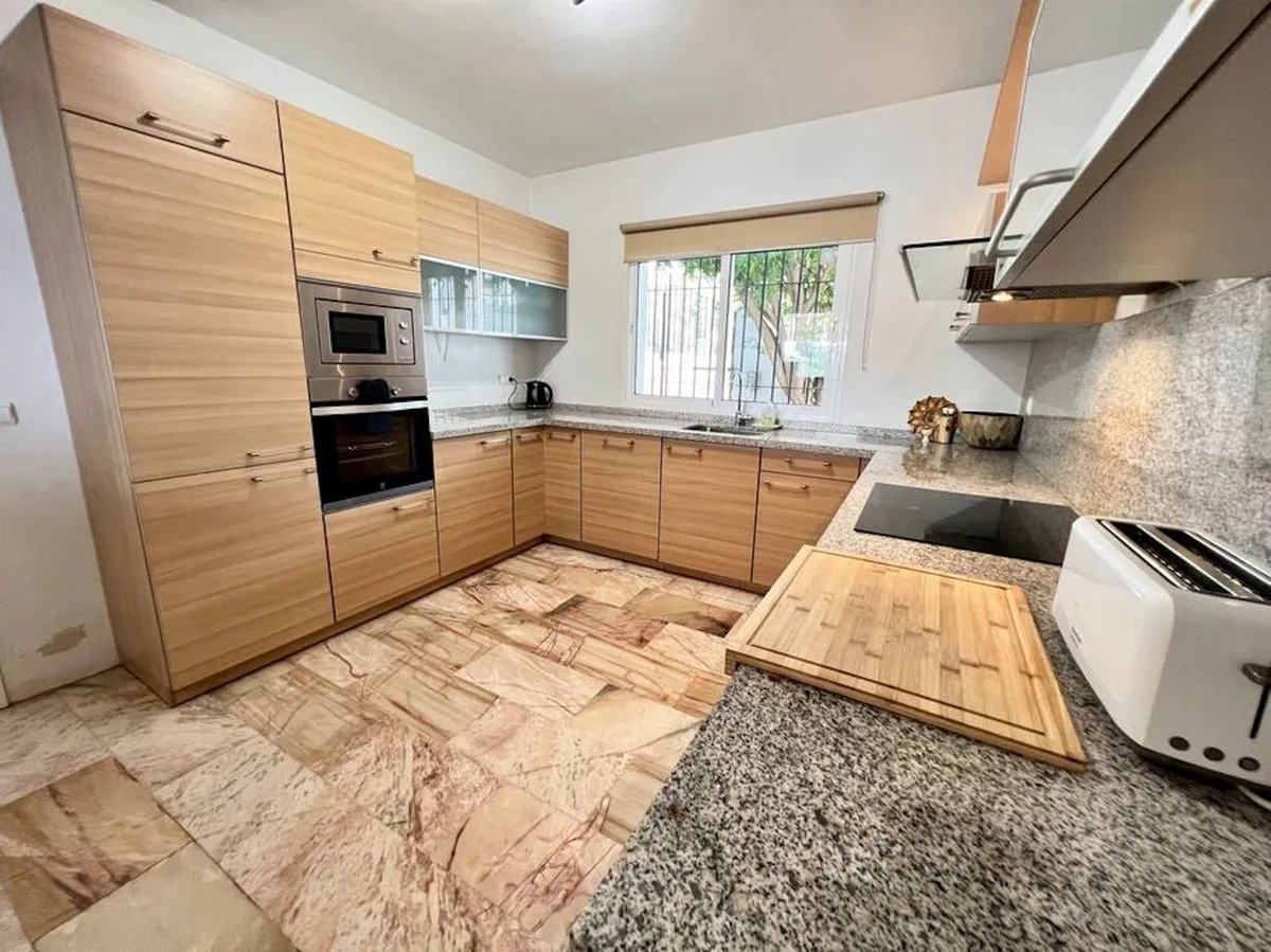 7ced6ce3-defa-4bd1-ab67-30c7fac5efd3