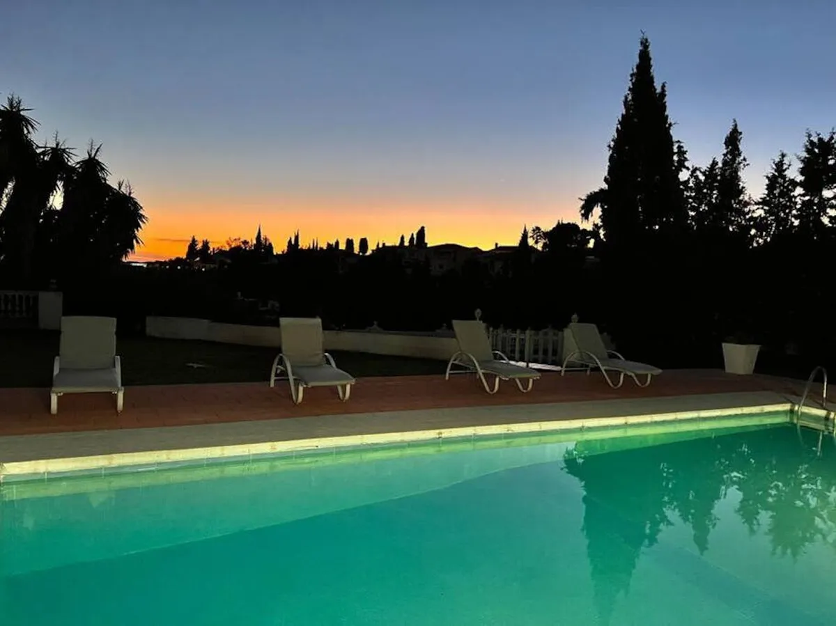 81409247-15d1-4670-b548-6752b8549a61