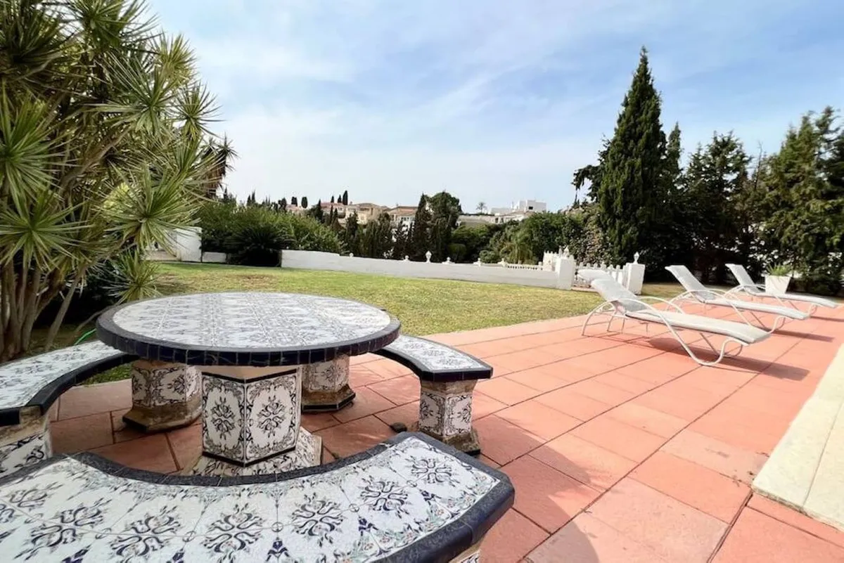 de1da064-3f37-43a9-b483-33d60a3d9f79