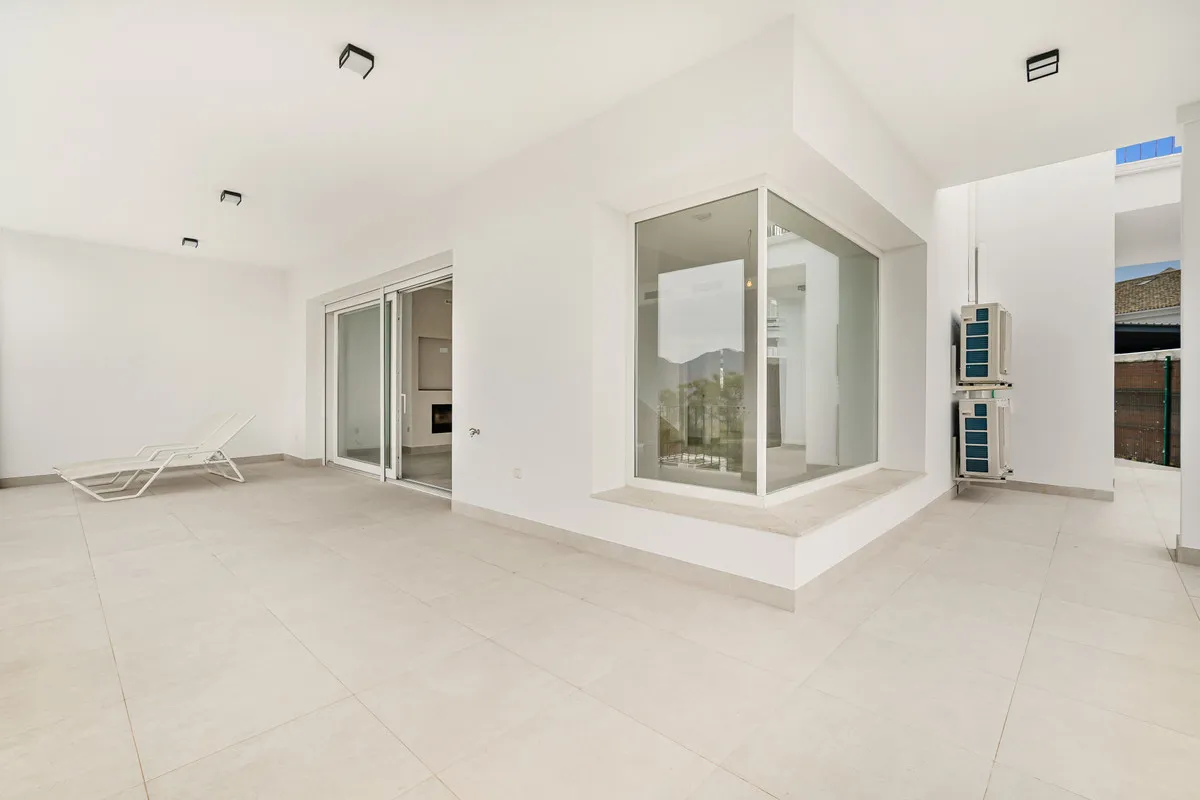 54a5673a-927a-4490-883f-9c62a5cd8c54