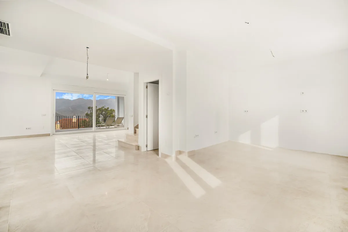 6c3617ec-7fd6-4505-a570-b1201f48b7ba