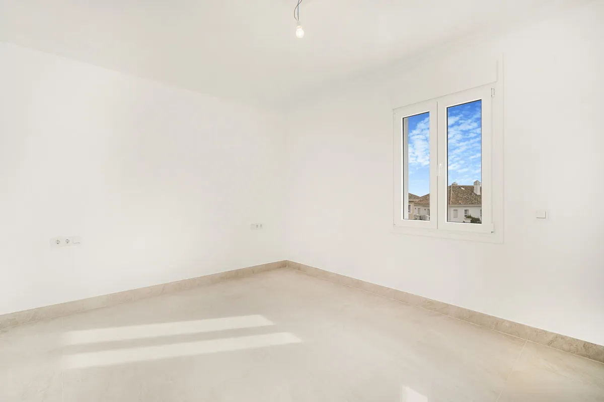 cab614ea-b0a8-4473-89e0-437a49e04617