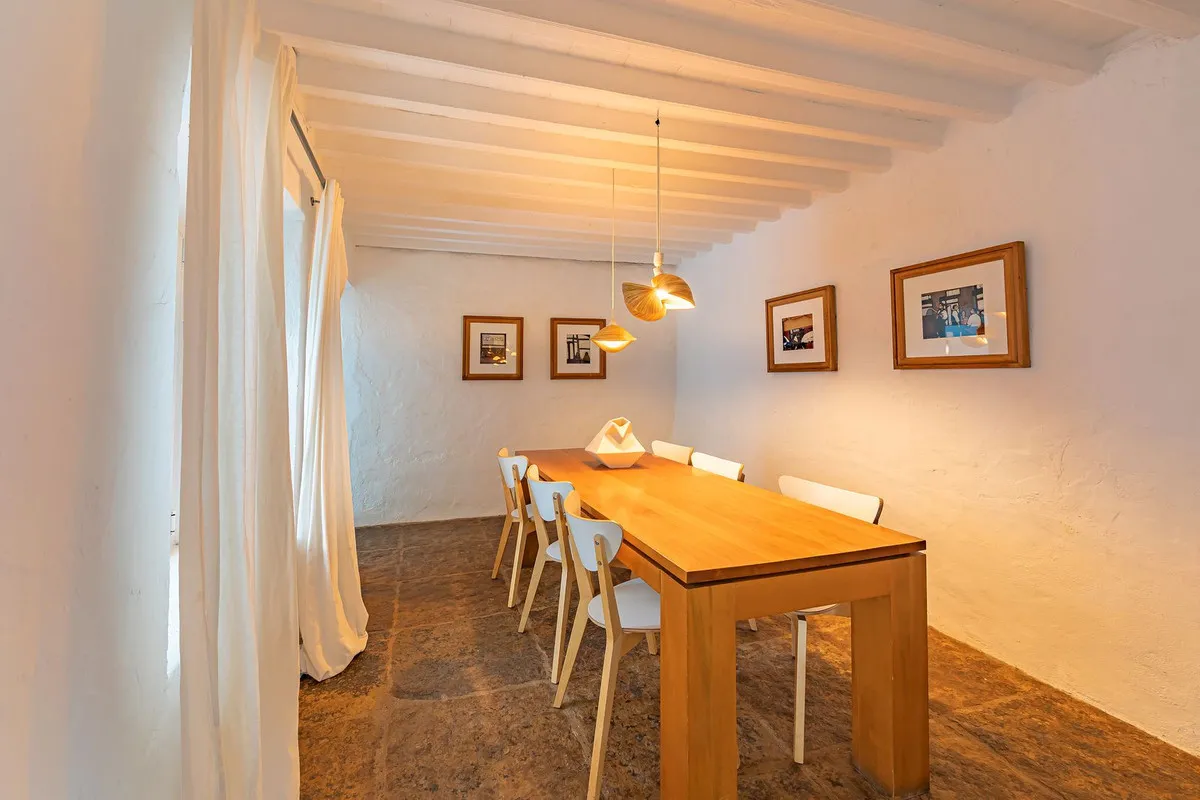 431e763b-14d1-49ce-84fb-e21c32f1c195