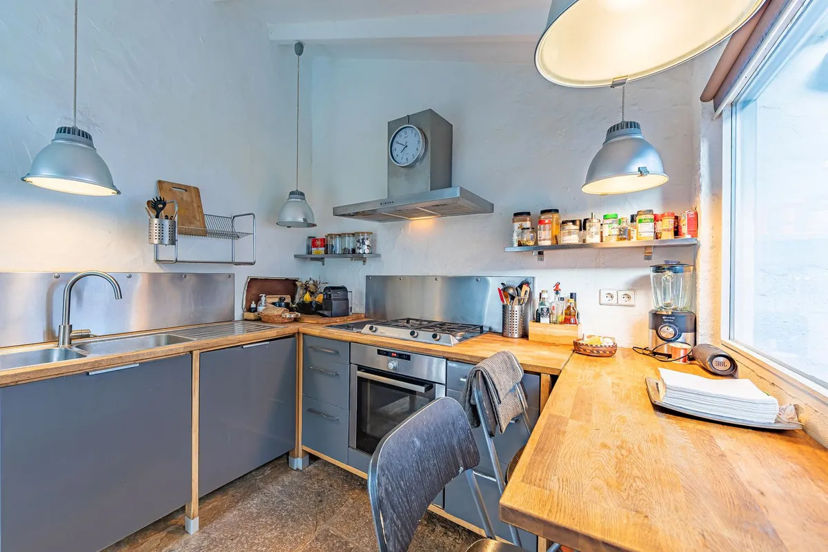 ad67850a-61f5-471a-8d06-30055d5dd4d2