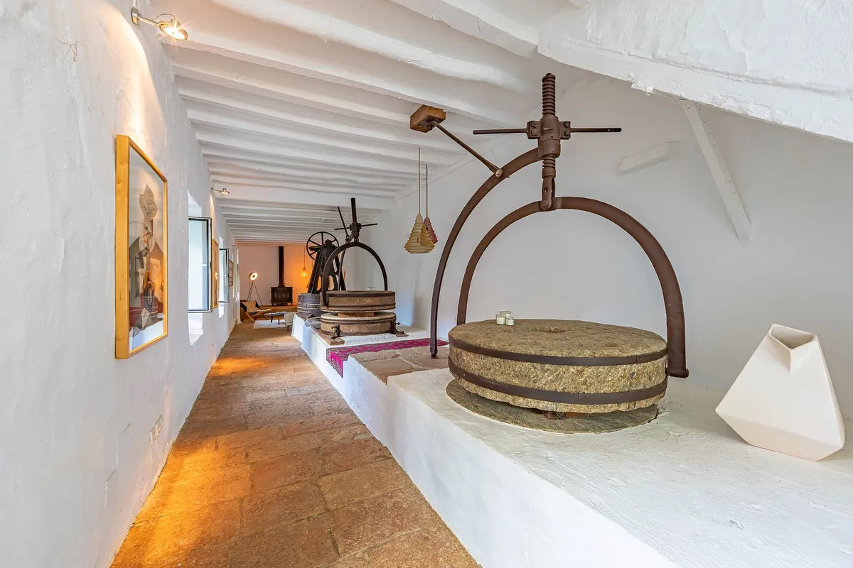 e6de0c1f-9f4f-4368-babd-75595d7bb9cf