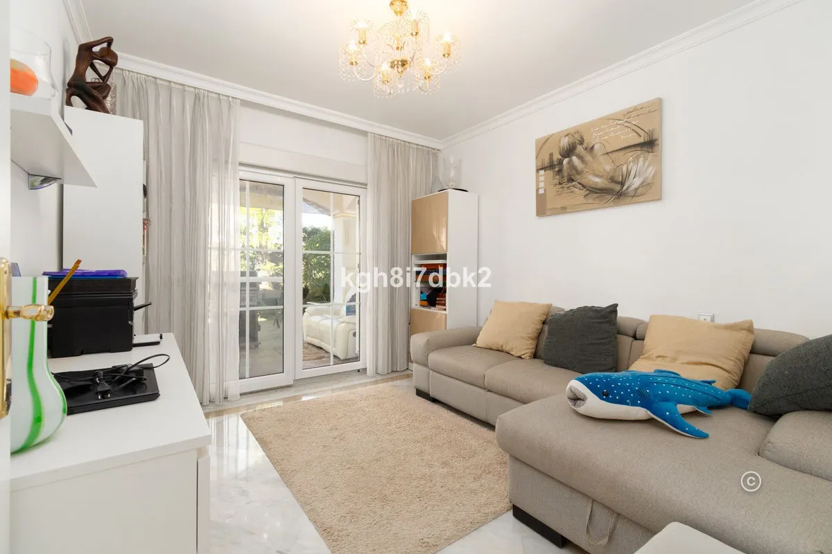 5df35b45-1f49-4c63-b736-ba67ae5b8dad