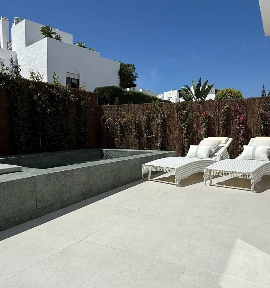 d91f8768-14fc-417b-b8e9-4841a299e097