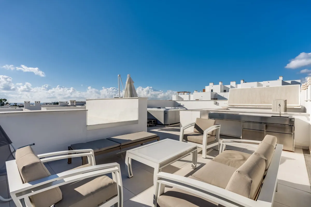 8666203f-11c5-4356-8a31-a000c7ee36f2