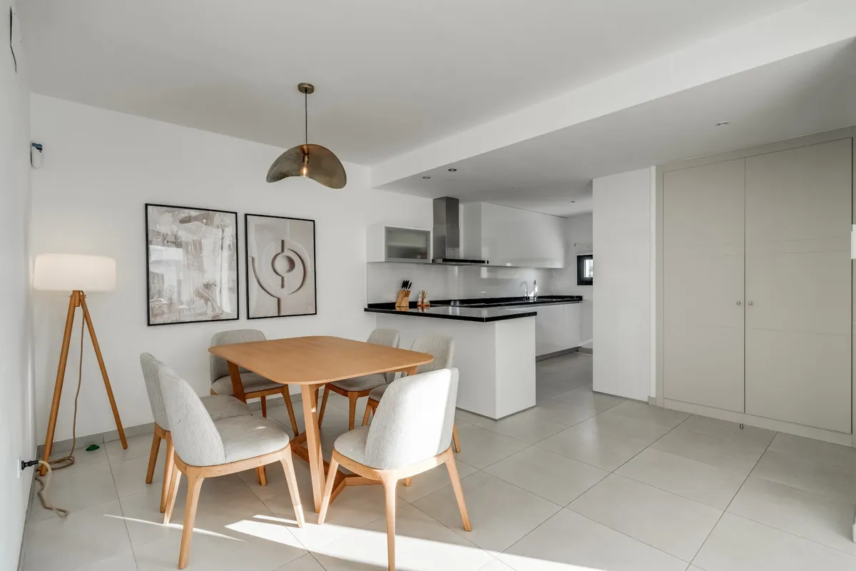 ae225e2d-4932-4c1b-aaf3-0f0daf620432