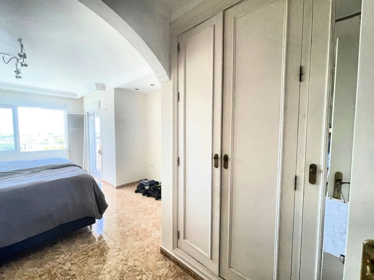 c30f9296-c0b0-4bf1-b55e-7b6ee0e6ed1d