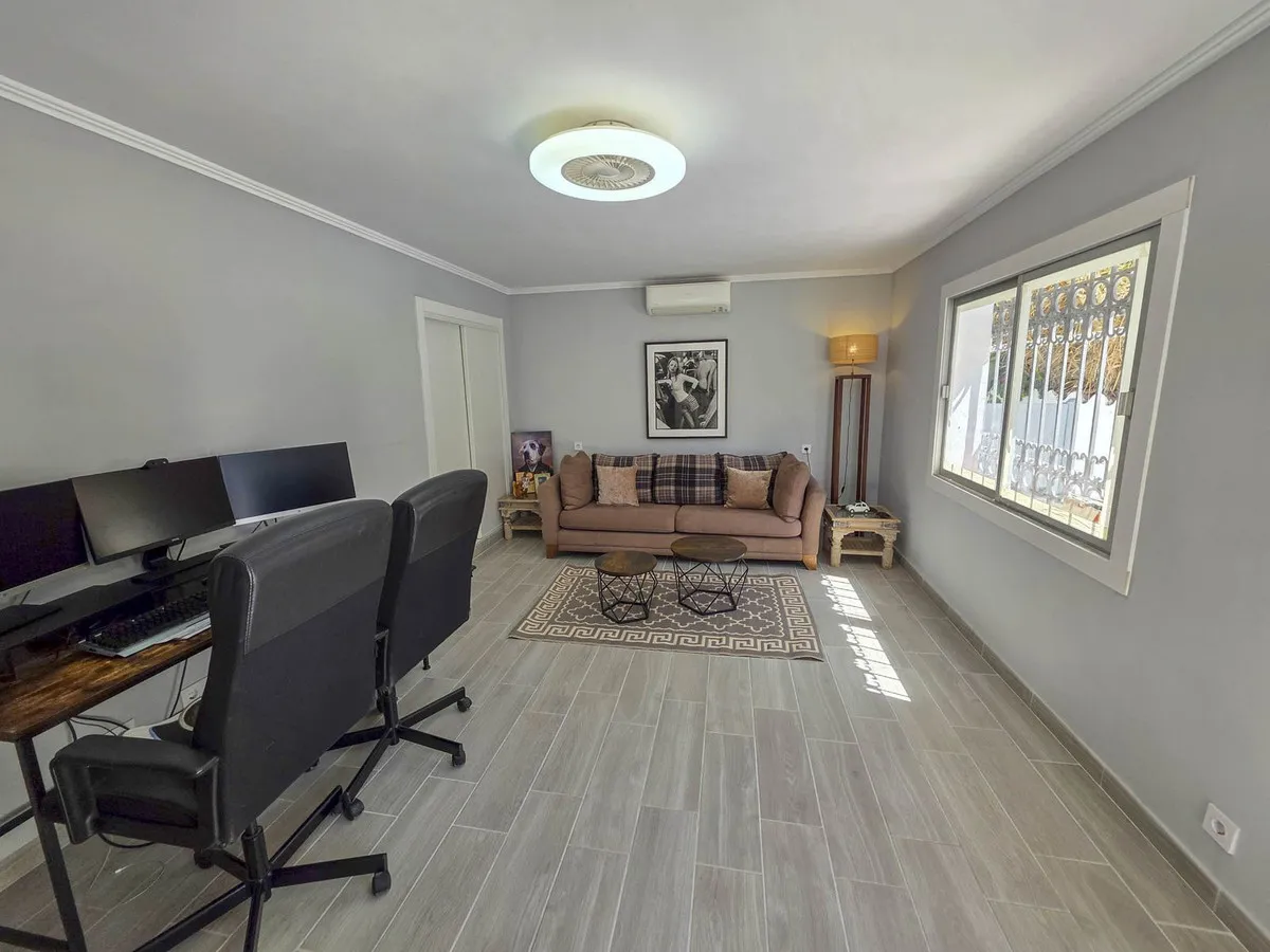 28750131-b293-4b84-8b36-90bd3d733a85