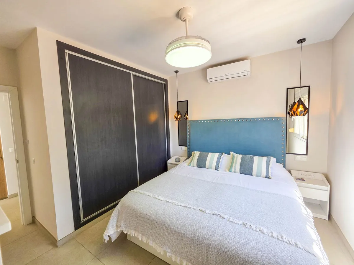 3b81b026-6c9a-467b-9778-f01fdcde4085