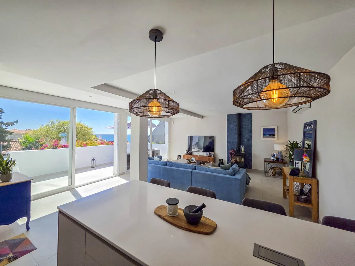 5186eb1d-c2b2-4a12-97c4-e320af6061df