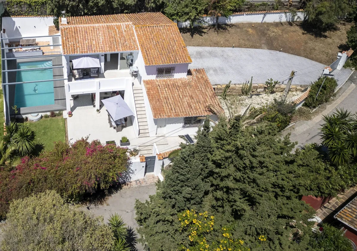 b16f933d-c05b-4cb3-8520-a92df0933f57