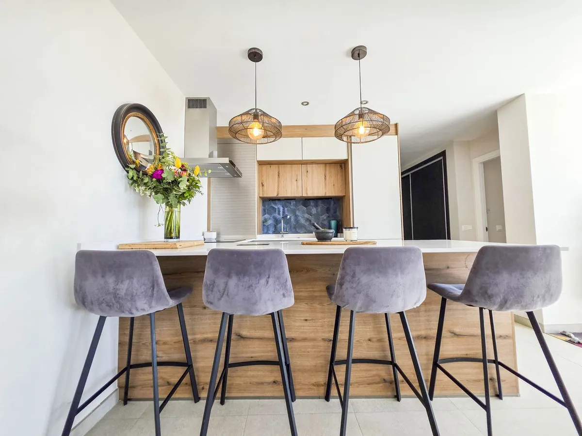 b55869a7-45f9-4f06-a301-6c0478287a6a